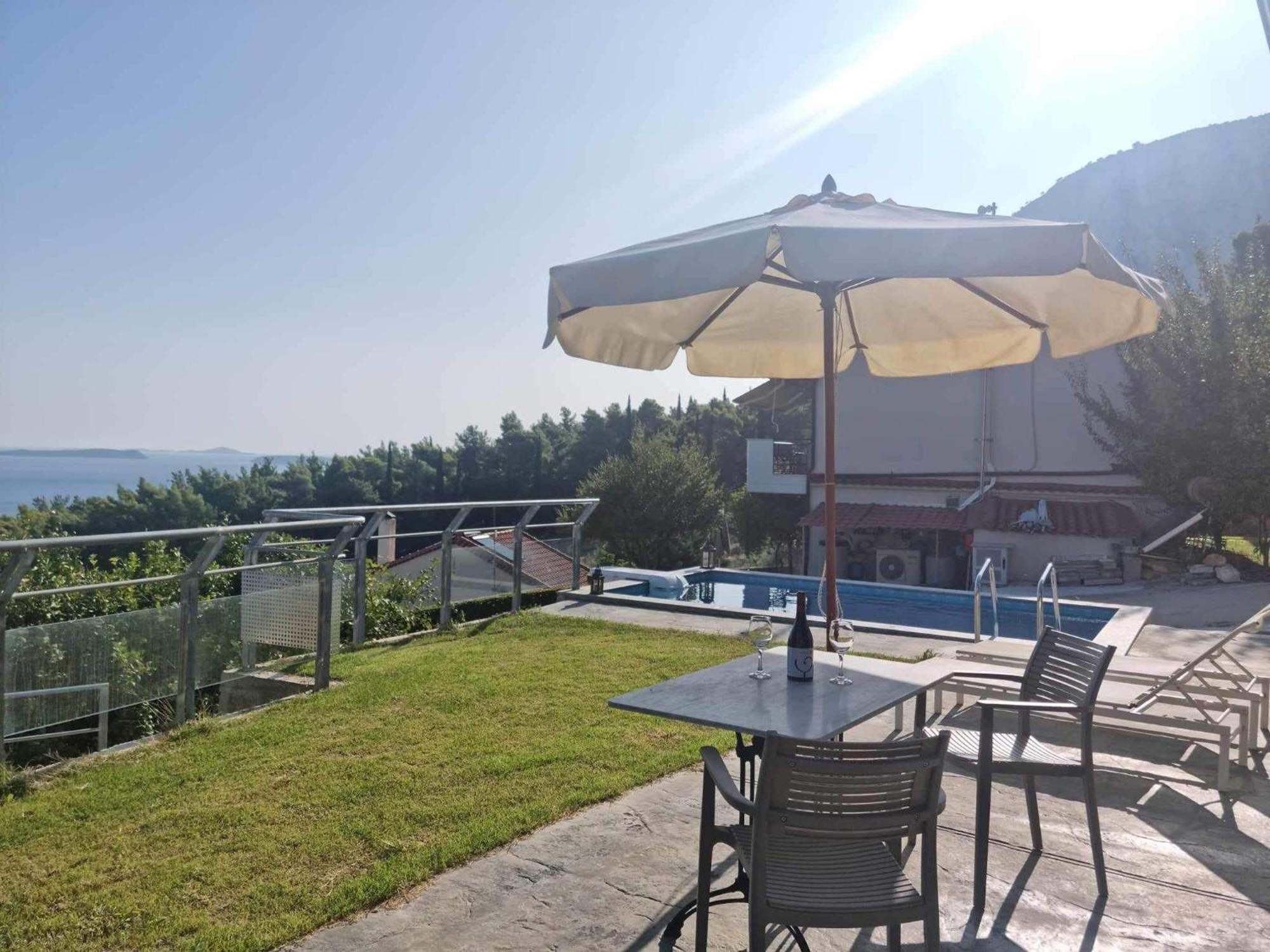 Giannis Village Resort Astakós Exteriör bild