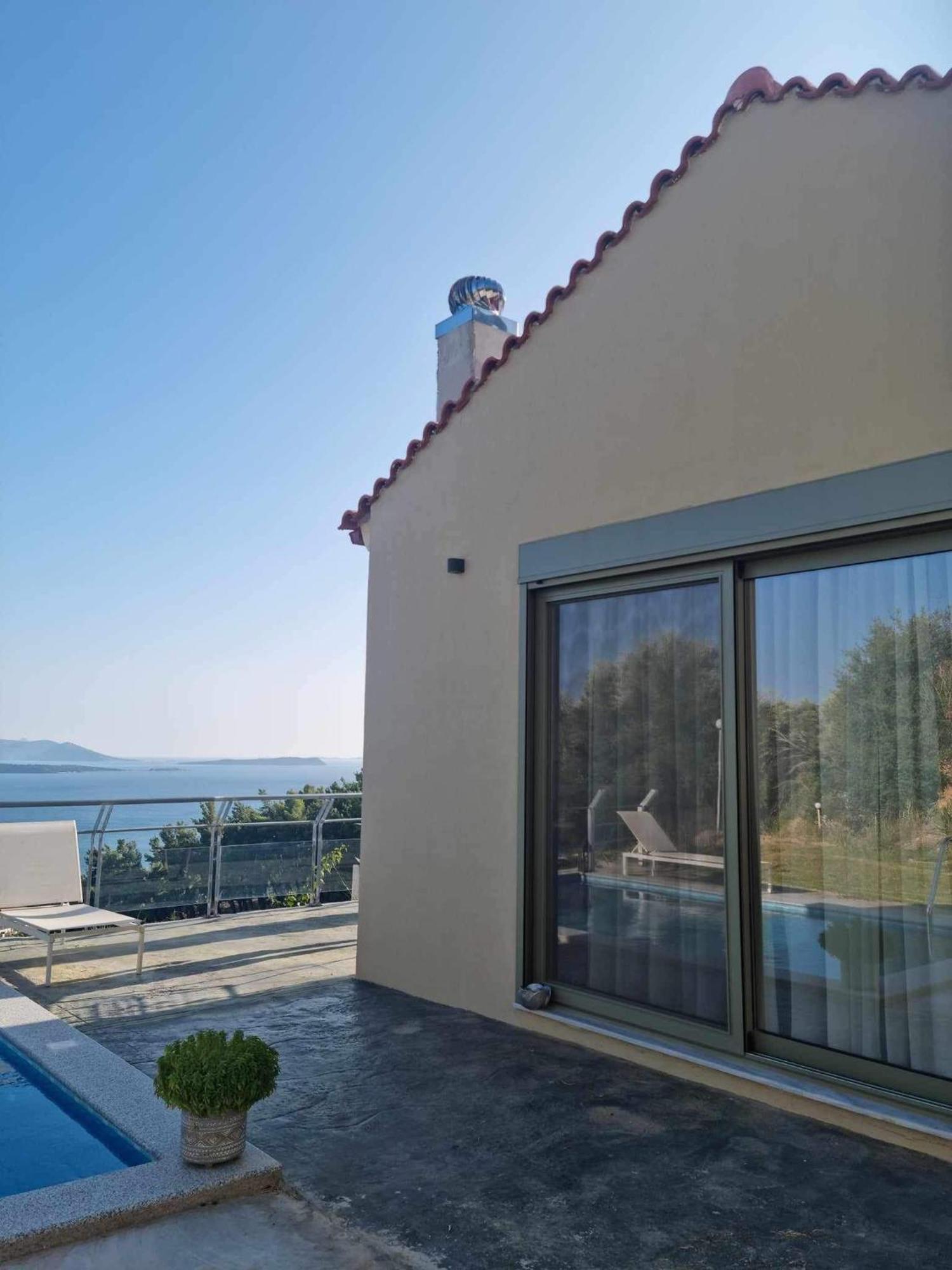 Giannis Village Resort Astakós Exteriör bild