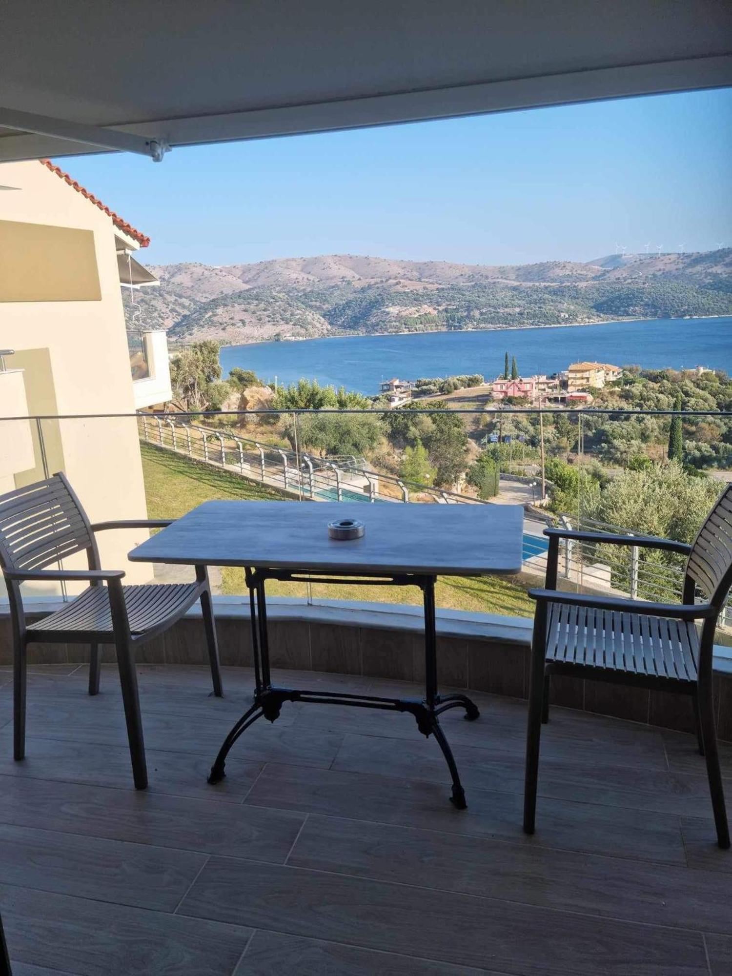Giannis Village Resort Astakós Exteriör bild