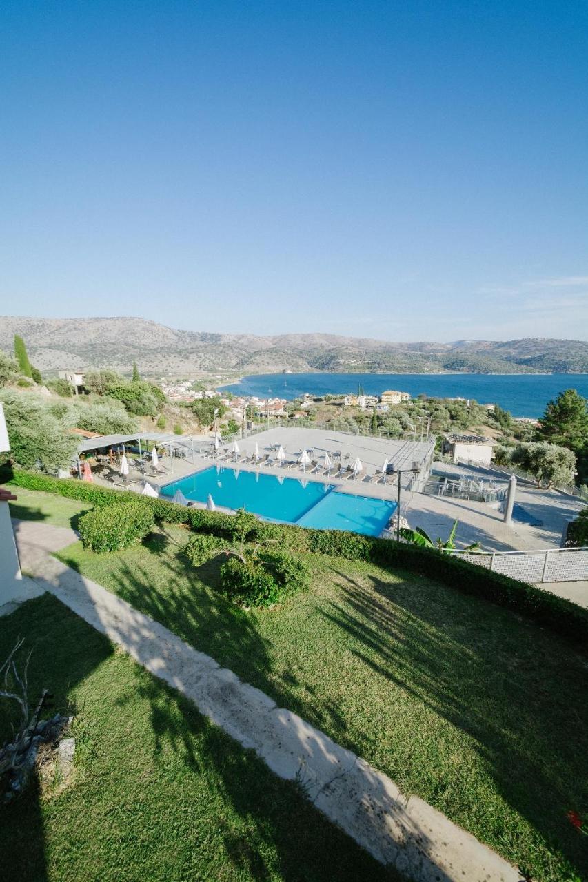Giannis Village Resort Astakós Exteriör bild